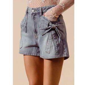 NEW So Me Women's Jean Shorts with Bow Detail!! Sz XL